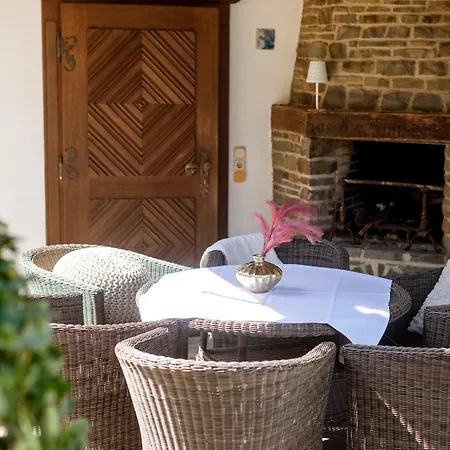 Villa Ardoise Direkt An Der Mosel Zwischen Cochem Und Koblenz