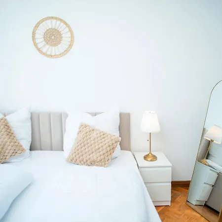 Villa Ardoise Direkt An Der Mosel Zwischen Cochem Und Koblenz