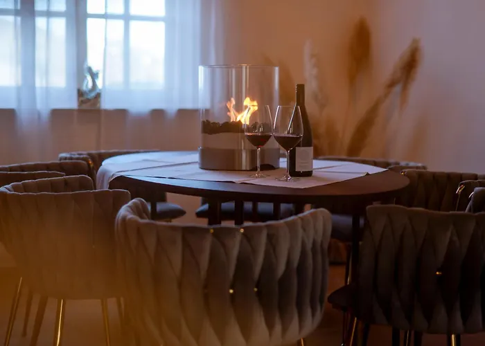 Ardoise Direkt An Der Mosel Zwischen Cochem Und Koblenz