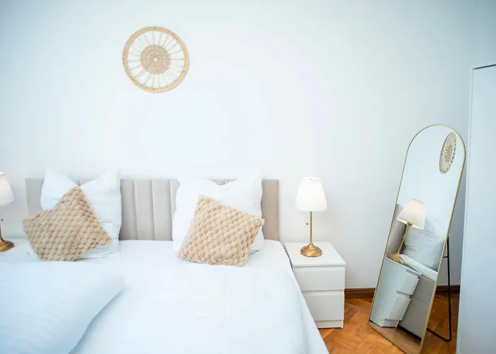 Villa Ardoise Direkt An Der Mosel Zwischen Cochem Und Koblenz