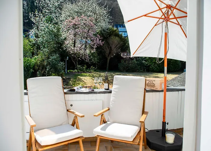 Ardoise Direkt An Der Mosel Zwischen Cochem Und Koblenz *